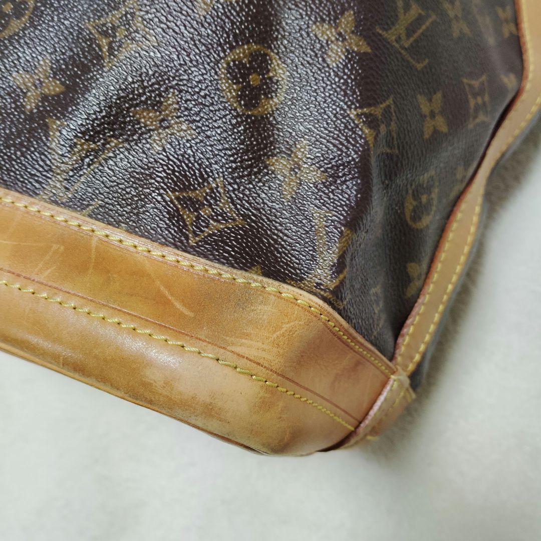 ルイヴィトン　ノエ　ショルダーバッグ　モノグラム　巾着型　M42224　ブラウン