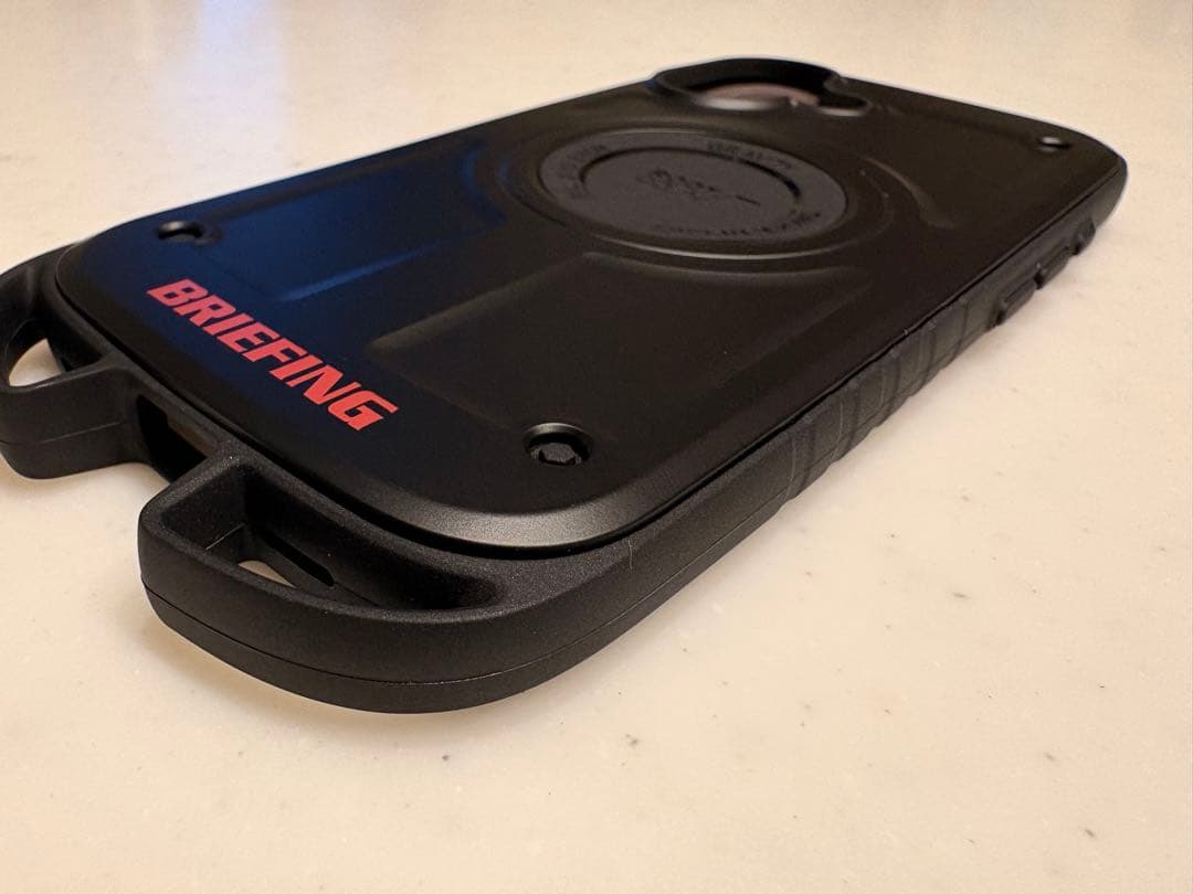 【ほぼ新品】BRIEFING ROOT CO. iPhone16 ケース