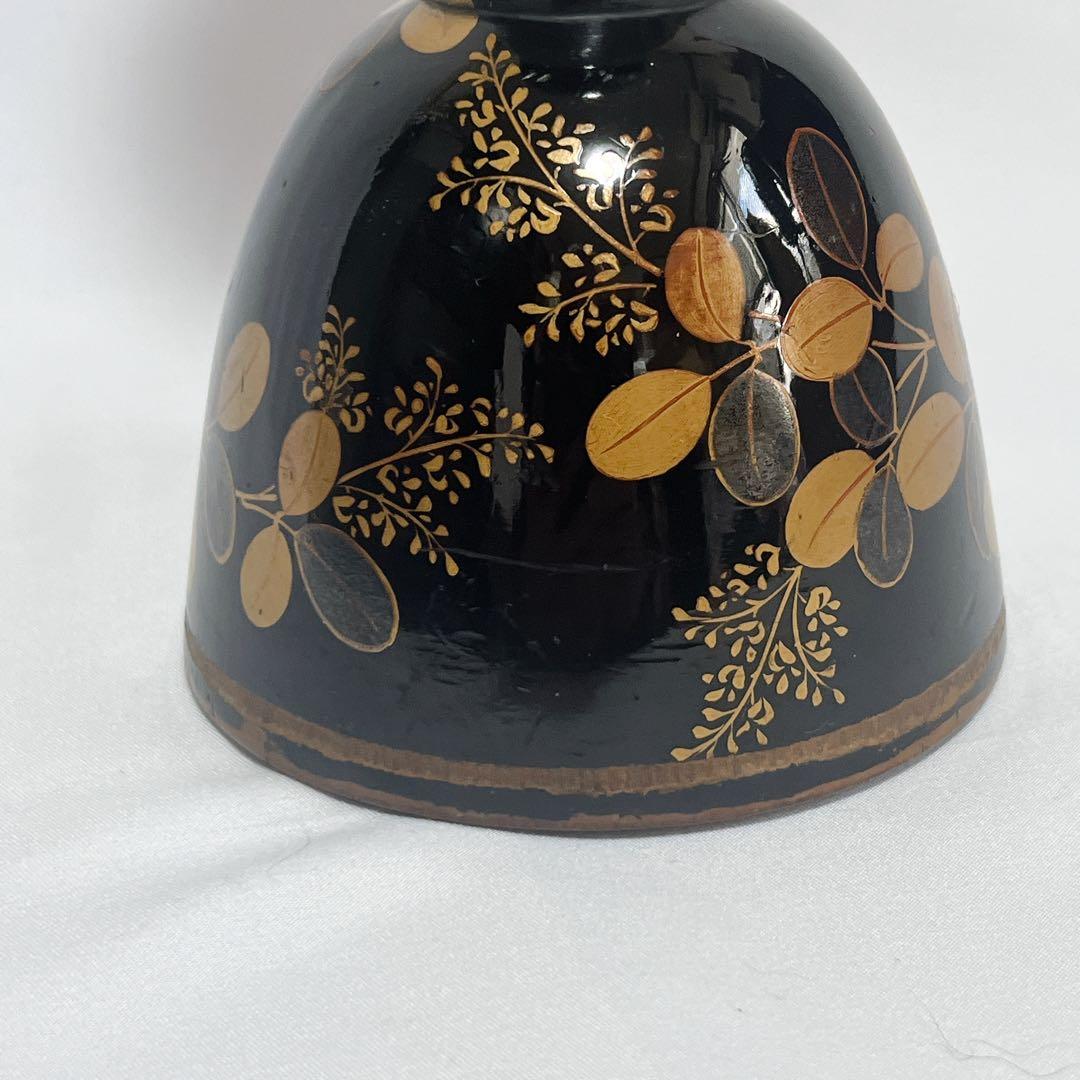 小鼓　胴　草模様