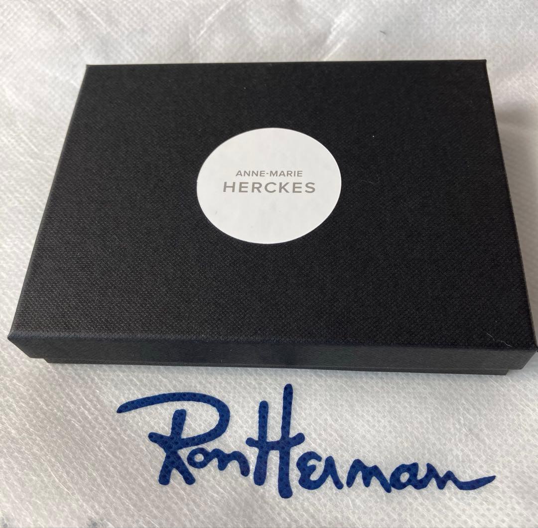 ロンハーマン アンヌ マリー ヘルケス　オーバーオール＆ビーニー ブローチ