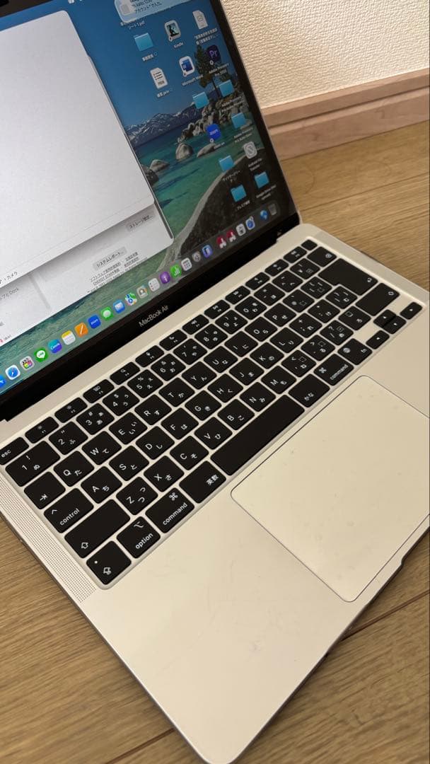 MacBook本体 MacBook AIR RAM8GB SSD256