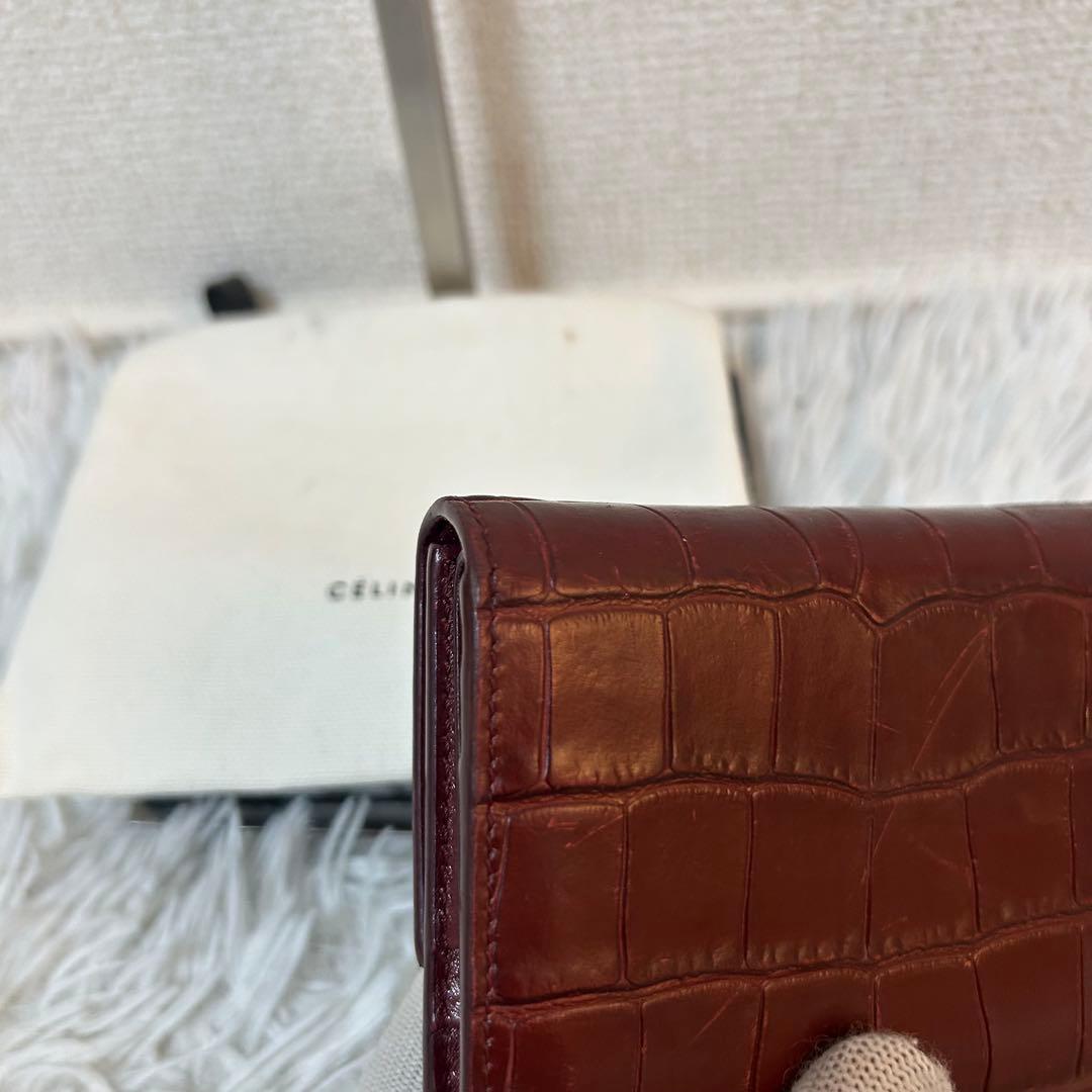 【美品✨クロコ型押し/スモールトリフォールド】セリーヌ　ボルドー　財布　人気　稀
