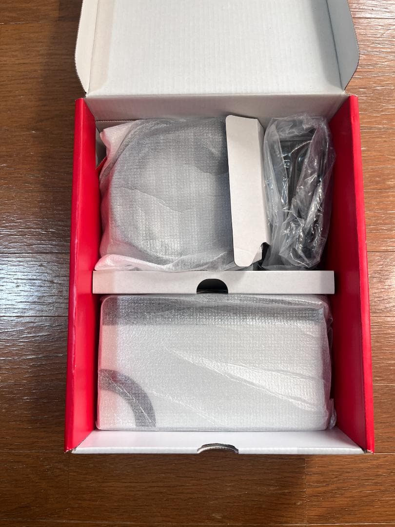 Nintendo Switch OLEDモデル 本体（コントローラー付き）