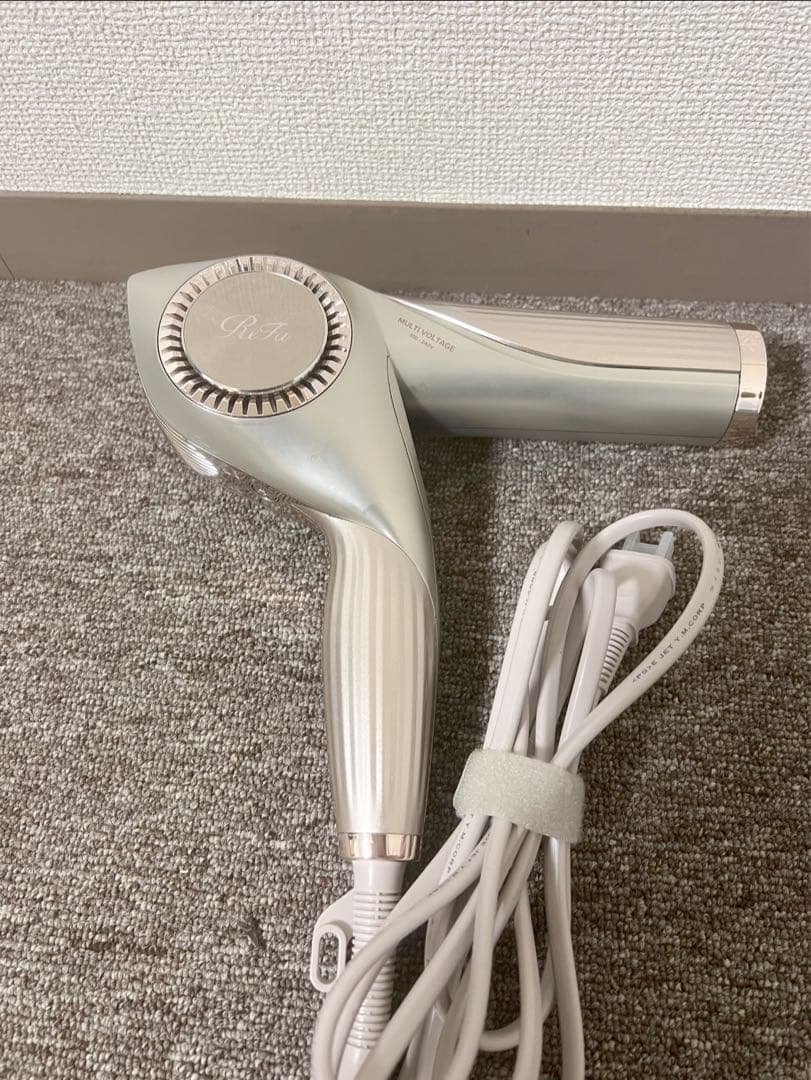 REFA マルチボルテージ ヘアドライヤー
