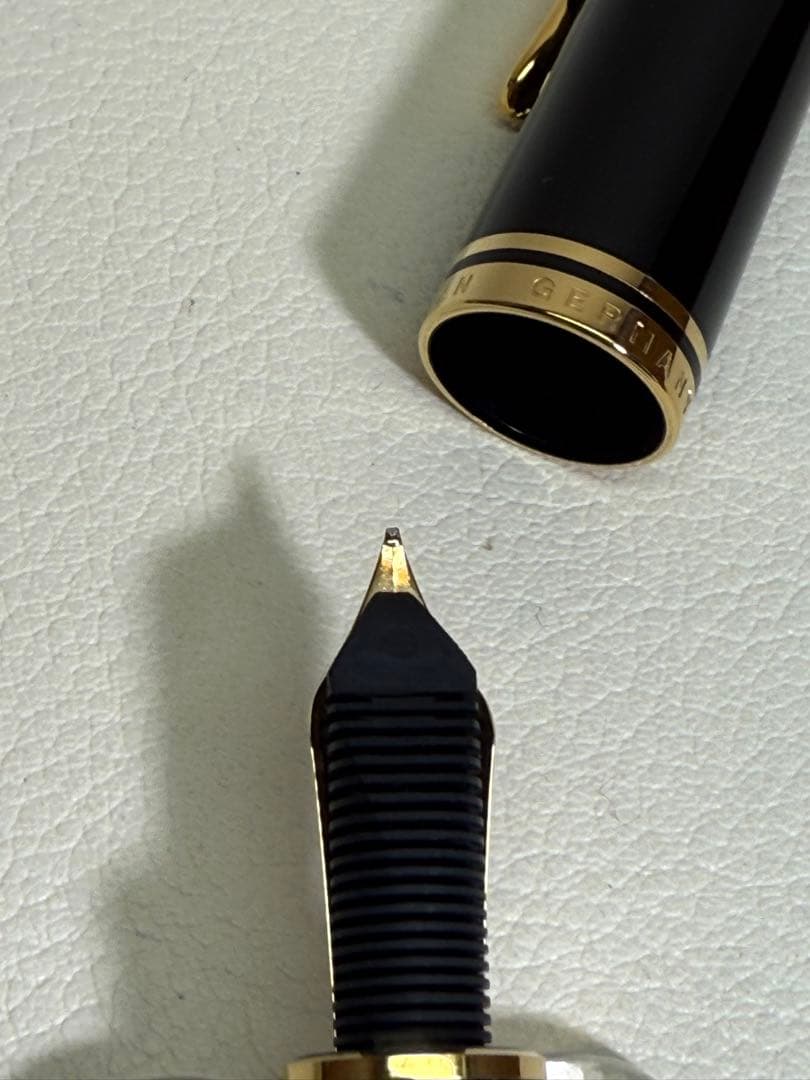 【極美品】ペリカンスーベレーン M1000 ギフト