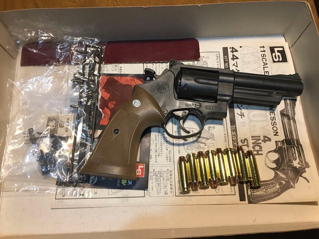 LS 44マグナム模型　組み立て済み、24時間内発送