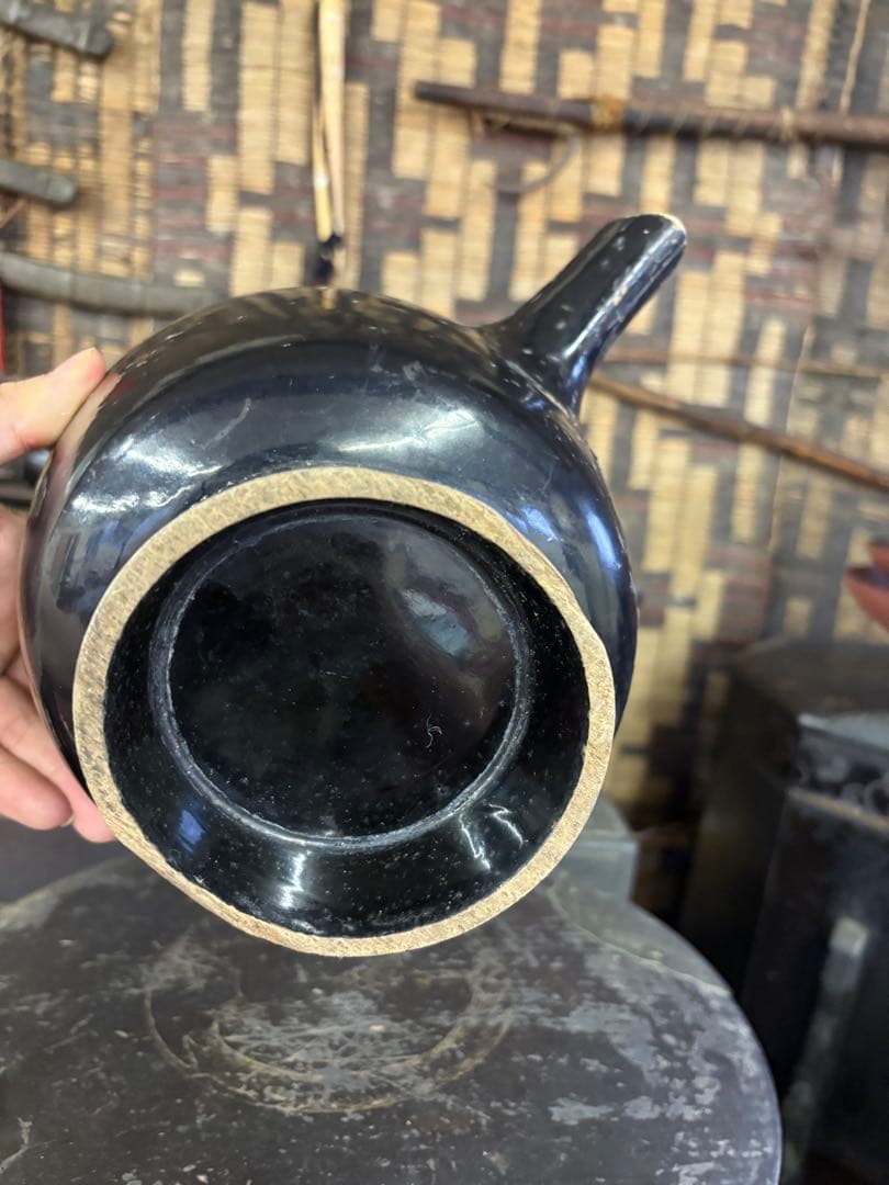 アイヌ　エトゥヌプ　片口　儀礼用　イヨマンテ　民具　漆器　根来塗り　明治〜戦前か