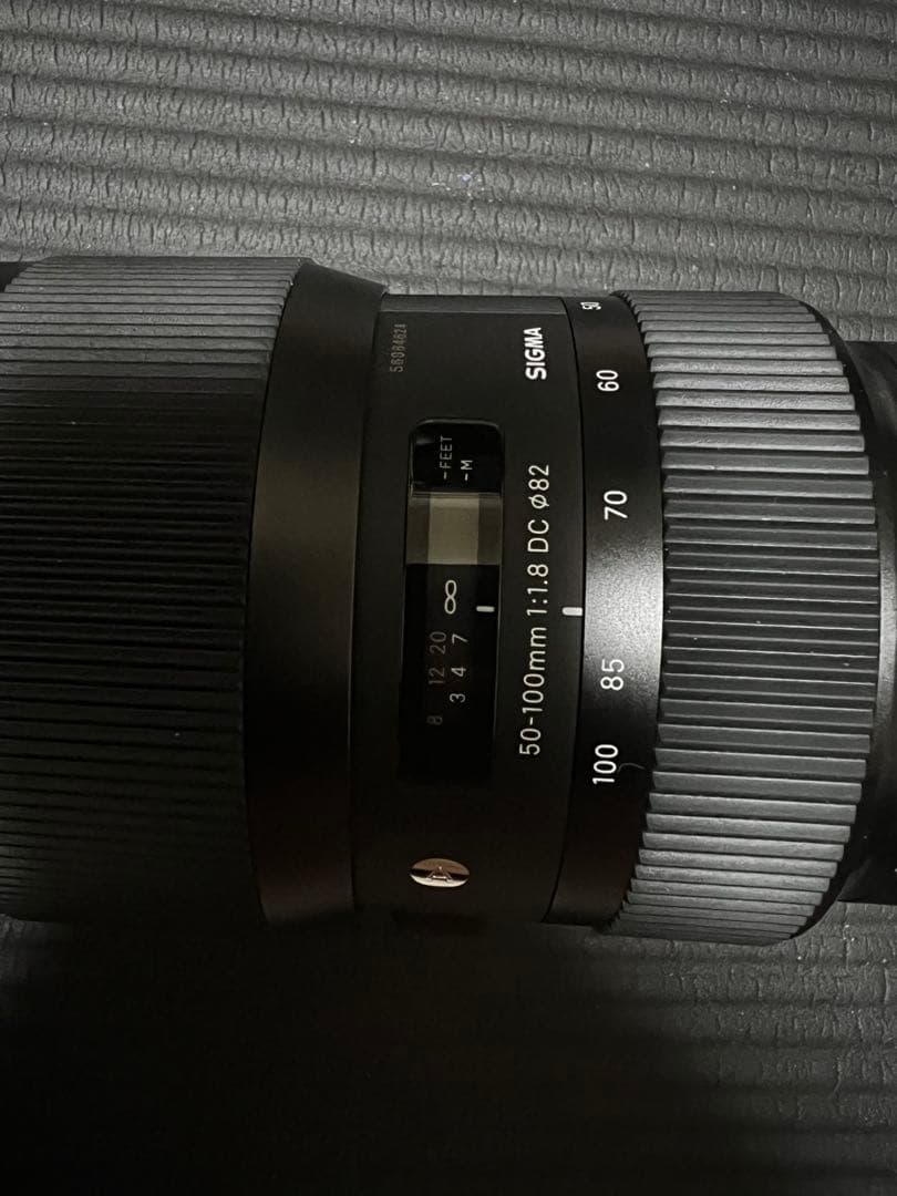 SIGMA 50-100mm F1.8 DC HSM レンズ