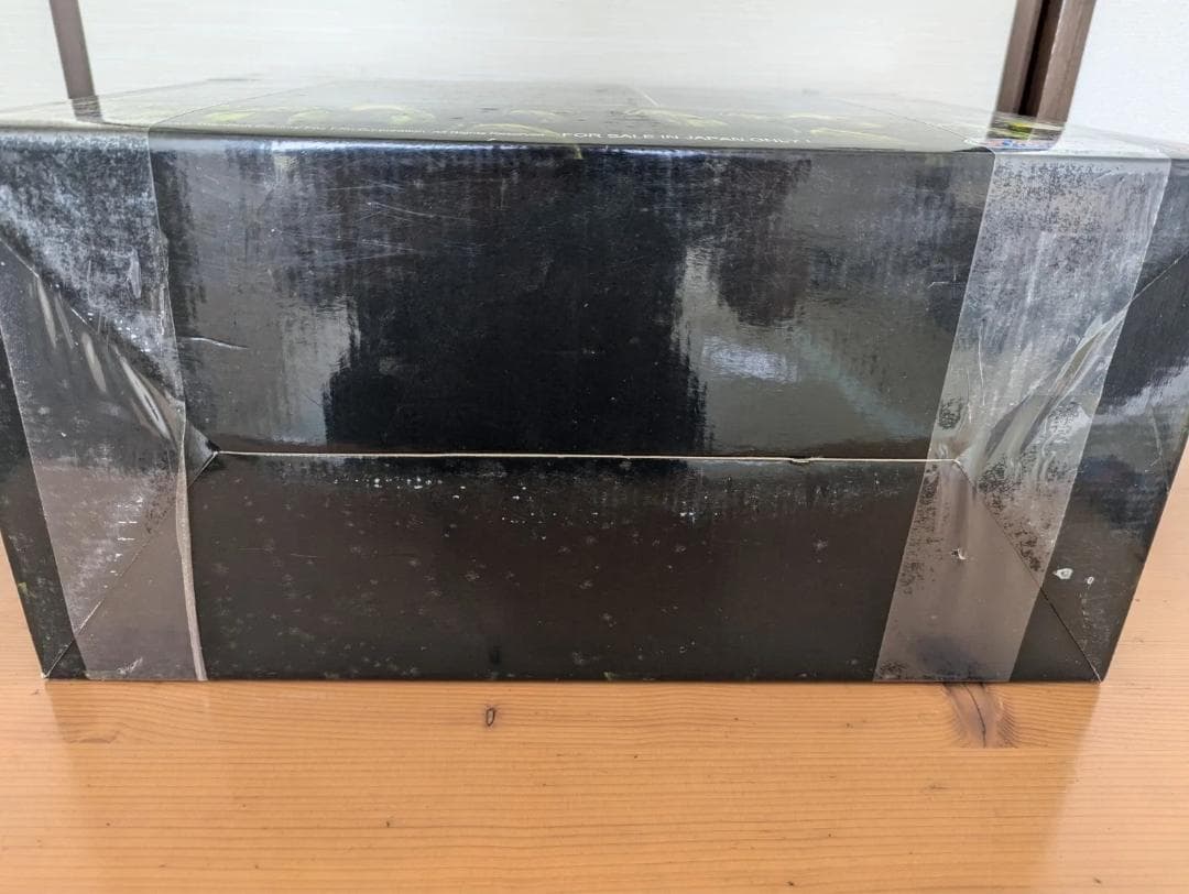 ATTAKUS エイリアン ALIAN EGGS & 1 FACE HUGGER