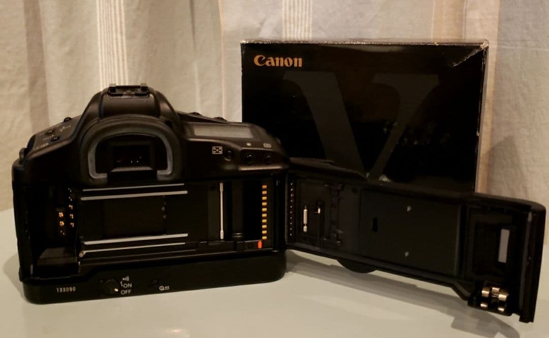 期間限定出品【美品】キャノンEOS-1V