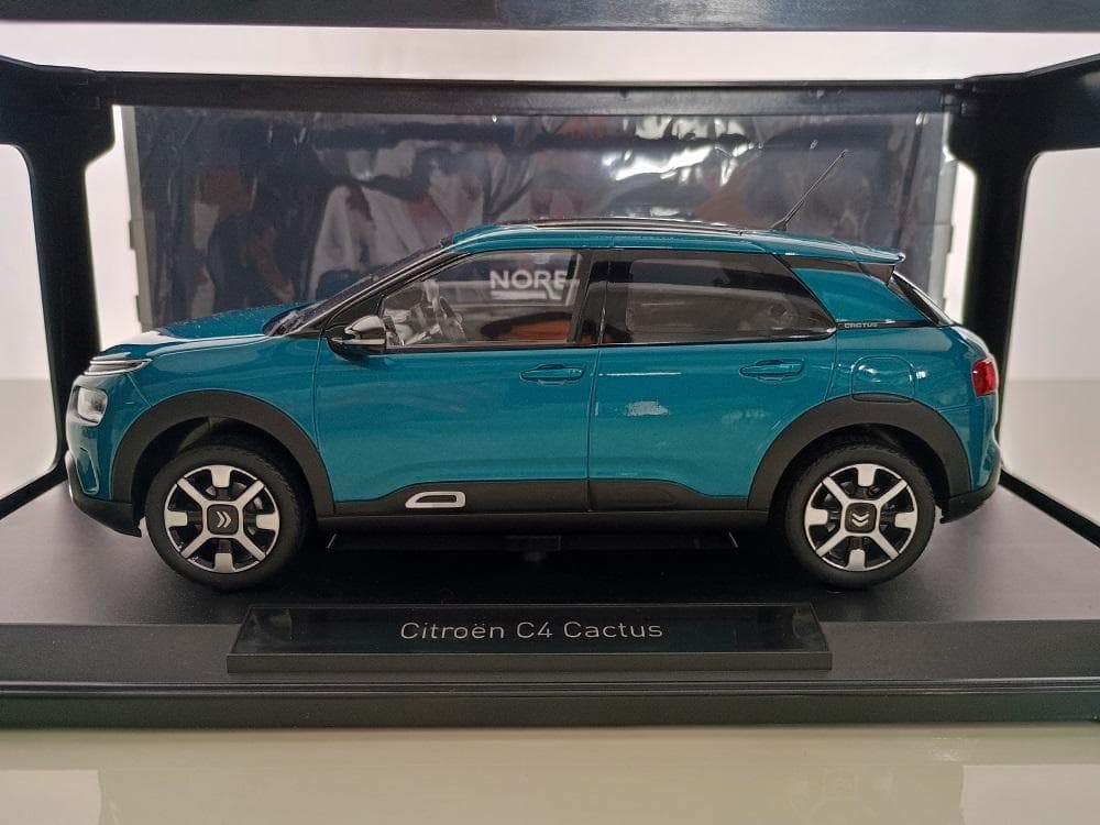 ノレブ シトロエン Citroen C4 カクタス 2018 1/18