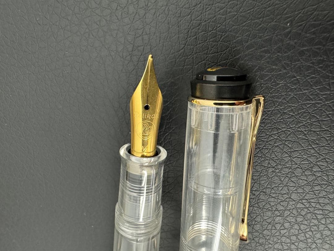 【合馬公式アカウント3さん専用】Pelikan 万年筆 透明・黒・金