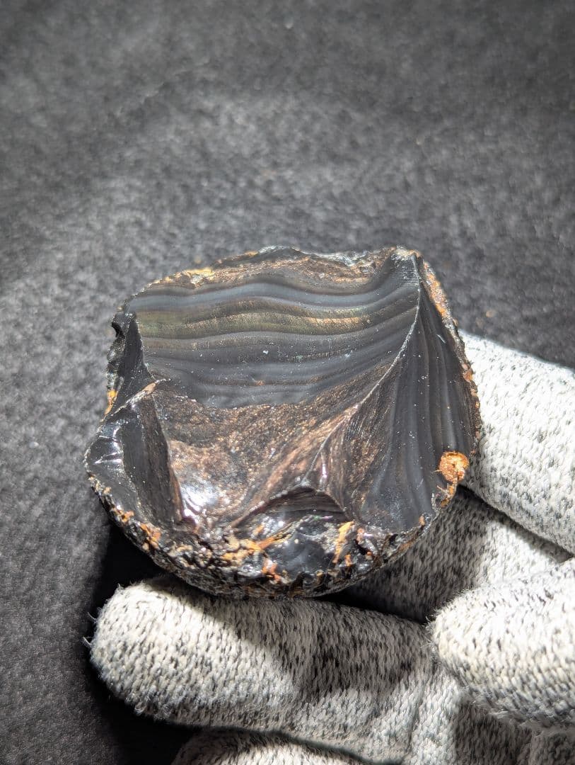 【原石】十勝石玲瓏　北海道産レインボーオブシディアン　十勝石　玲瓏石