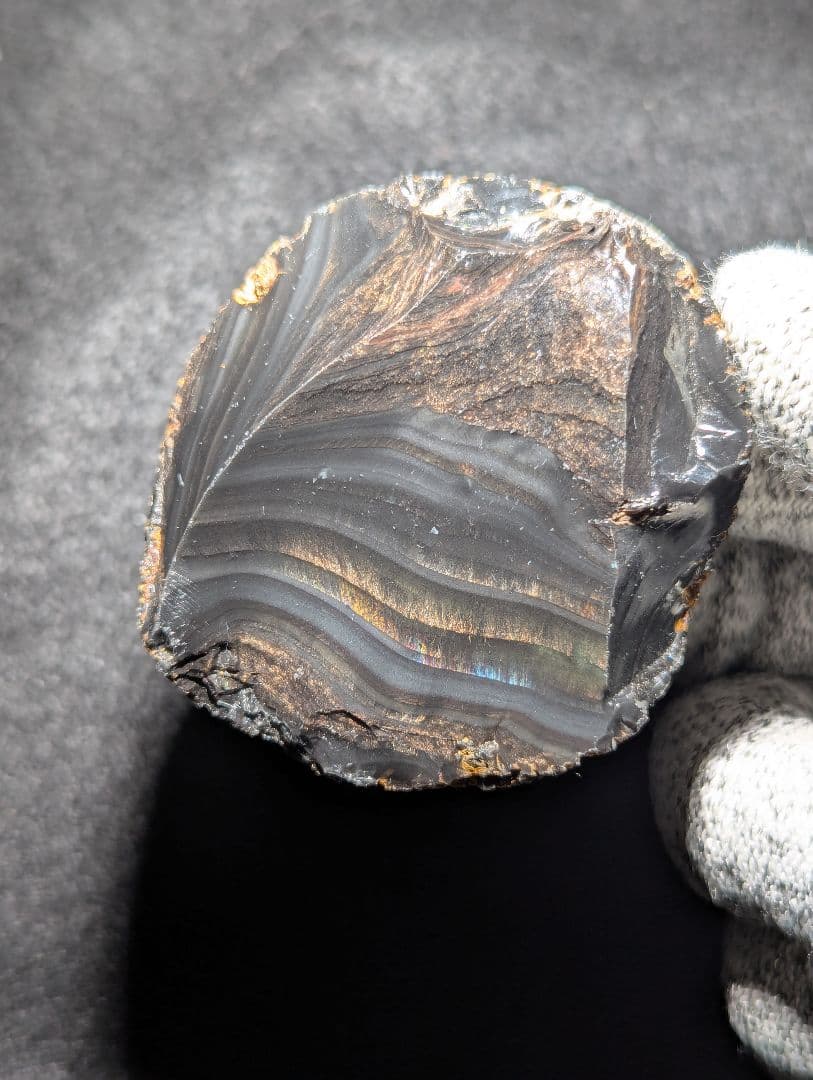 【原石】十勝石玲瓏　北海道産レインボーオブシディアン　十勝石　玲瓏石