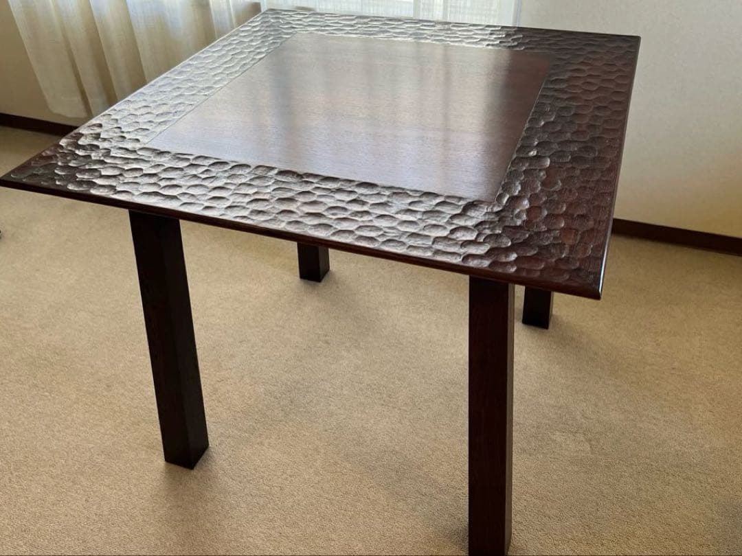 【○】アジアン家具 インドネシア製 テーブル 天然木 ハンドメイド 手彫り