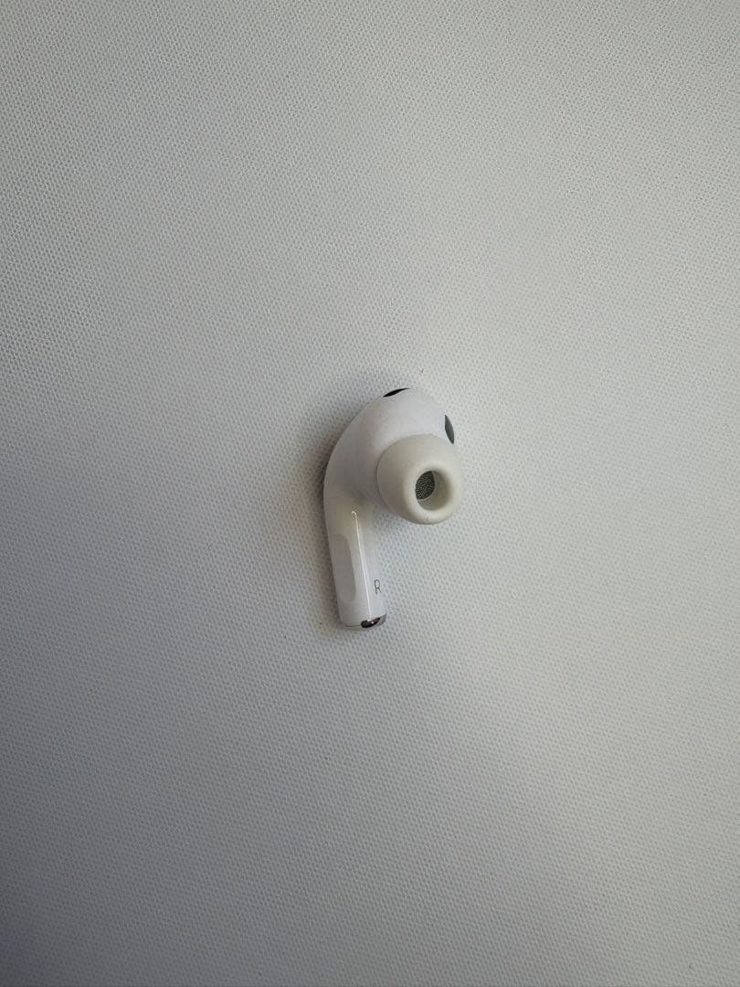 AirPods (第2世代) type C 本体 充電ケース＋右