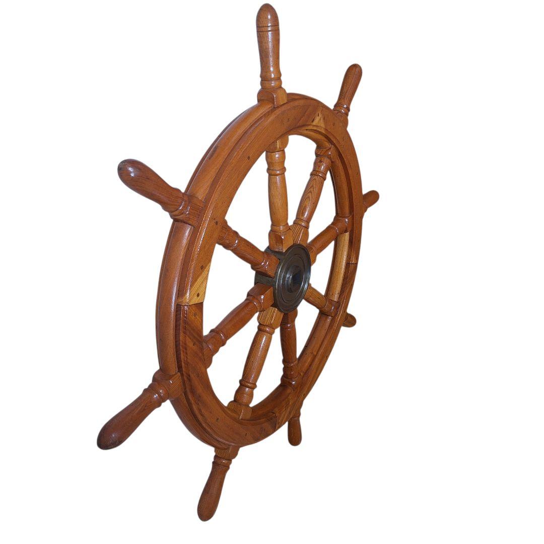 船 舵 かじ インテリア　お洒落　バー レストラン　木製