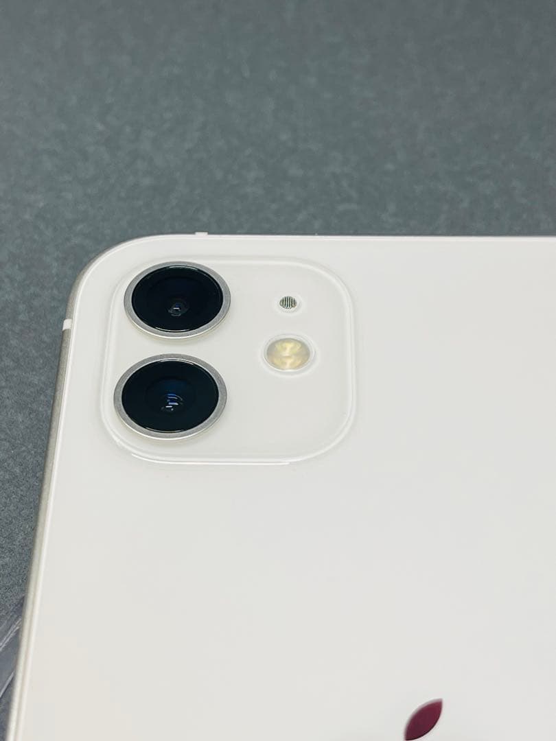 [美品] Apple iPhone 12 ホワイト 本体