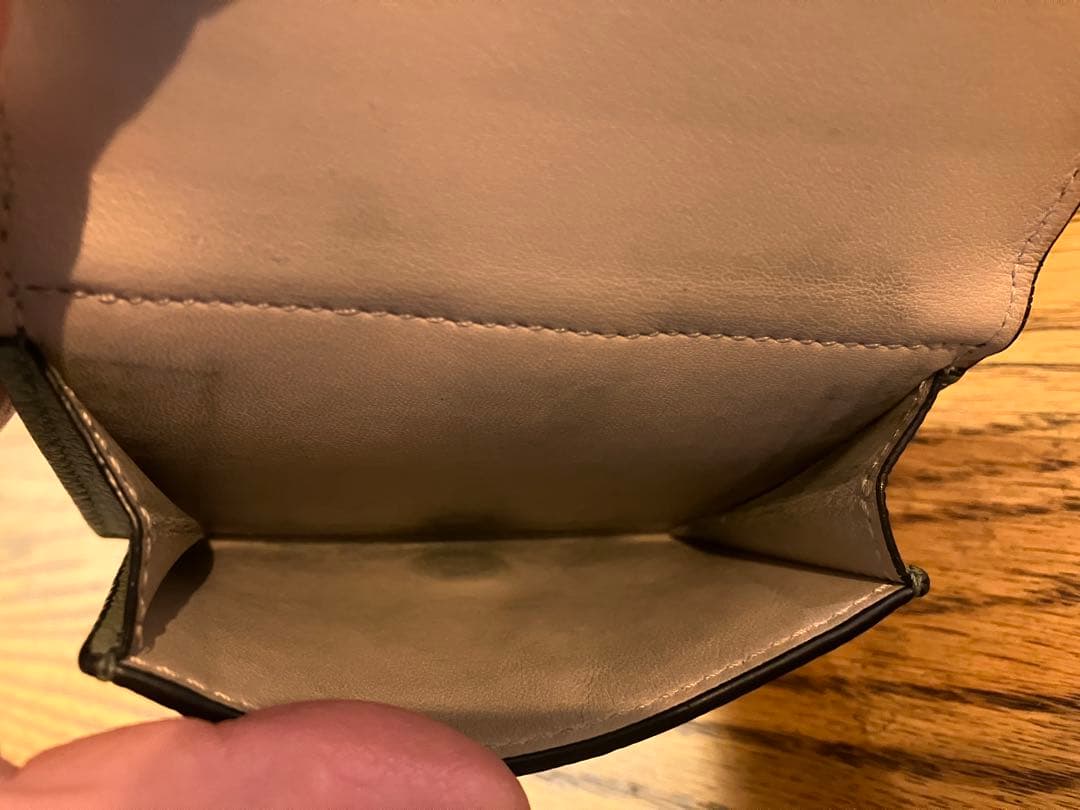 ロエベ　三つ折り財布　ローズマリータン