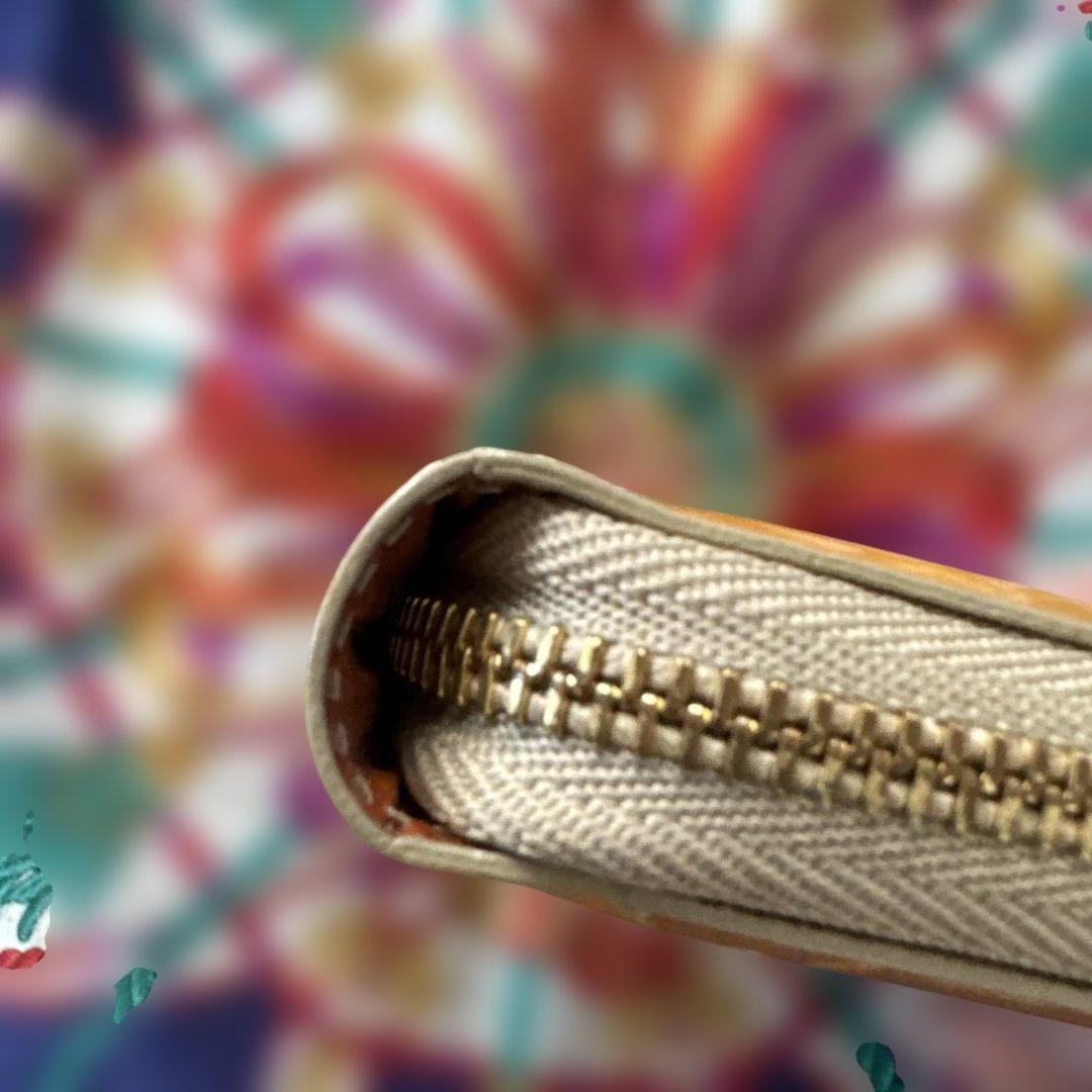 Louis Vuitton イエロー 二つ折り財布