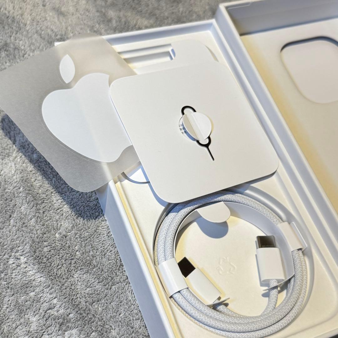 iPhone15pro 本体 256GB 修理履歴ありのジャンク品