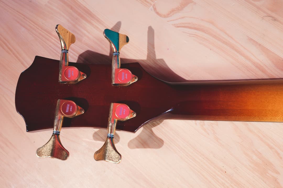 YAMAHA APX-B12F フレットレス・エレキベース ジャンク