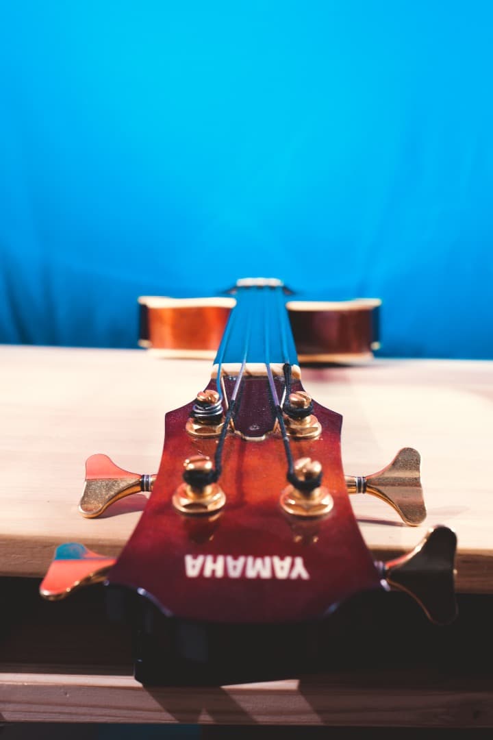 YAMAHA APX-B12F フレットレス・エレキベース ジャンク