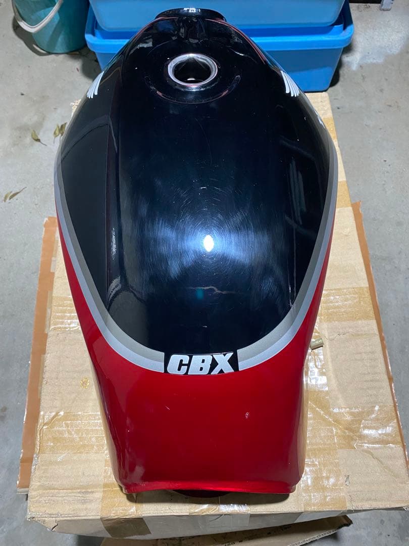 HONDA CBX 400f/550fタンク 2型黒/赤