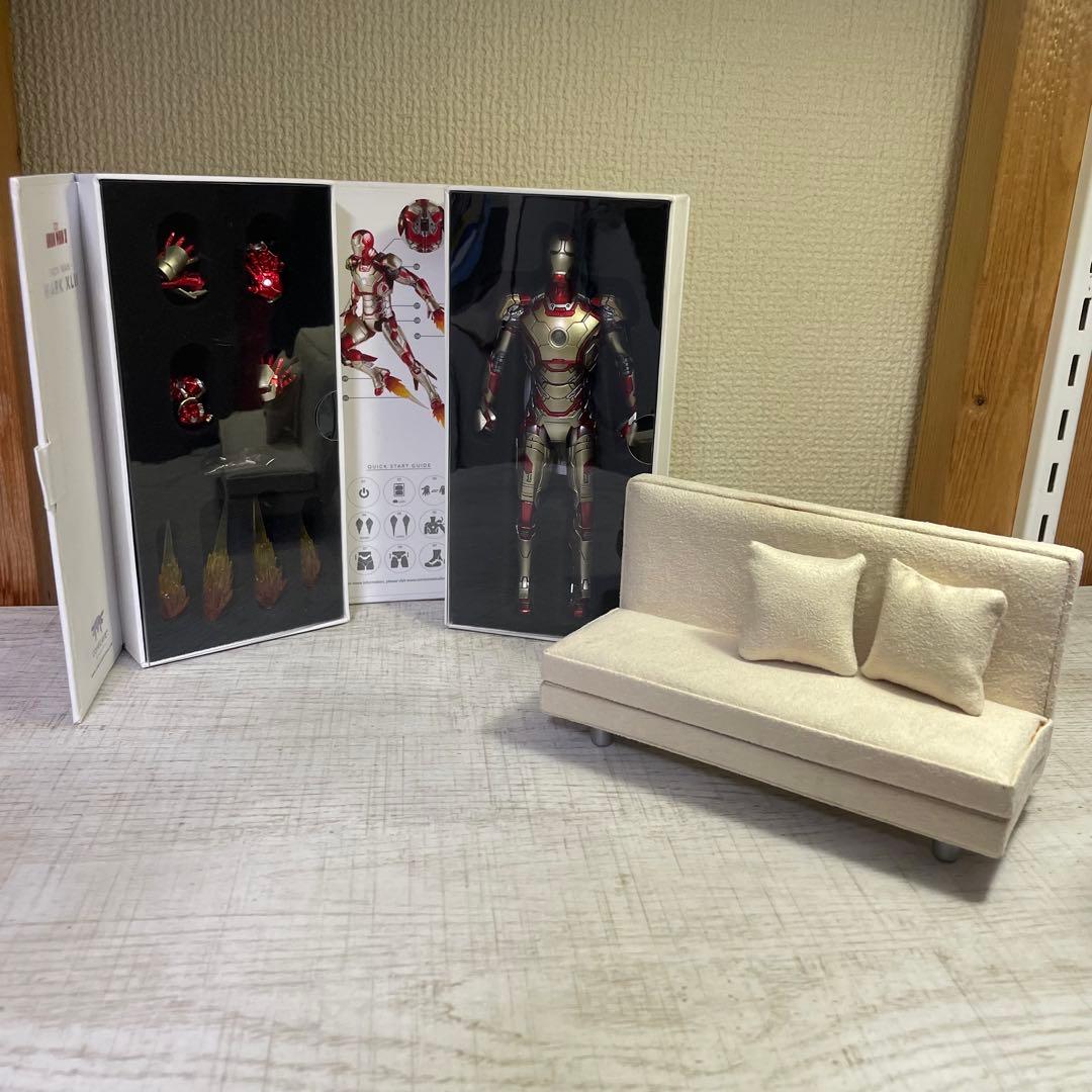 コミケイブ アイアンマン Mark42 限定ソファーセット 可動良好