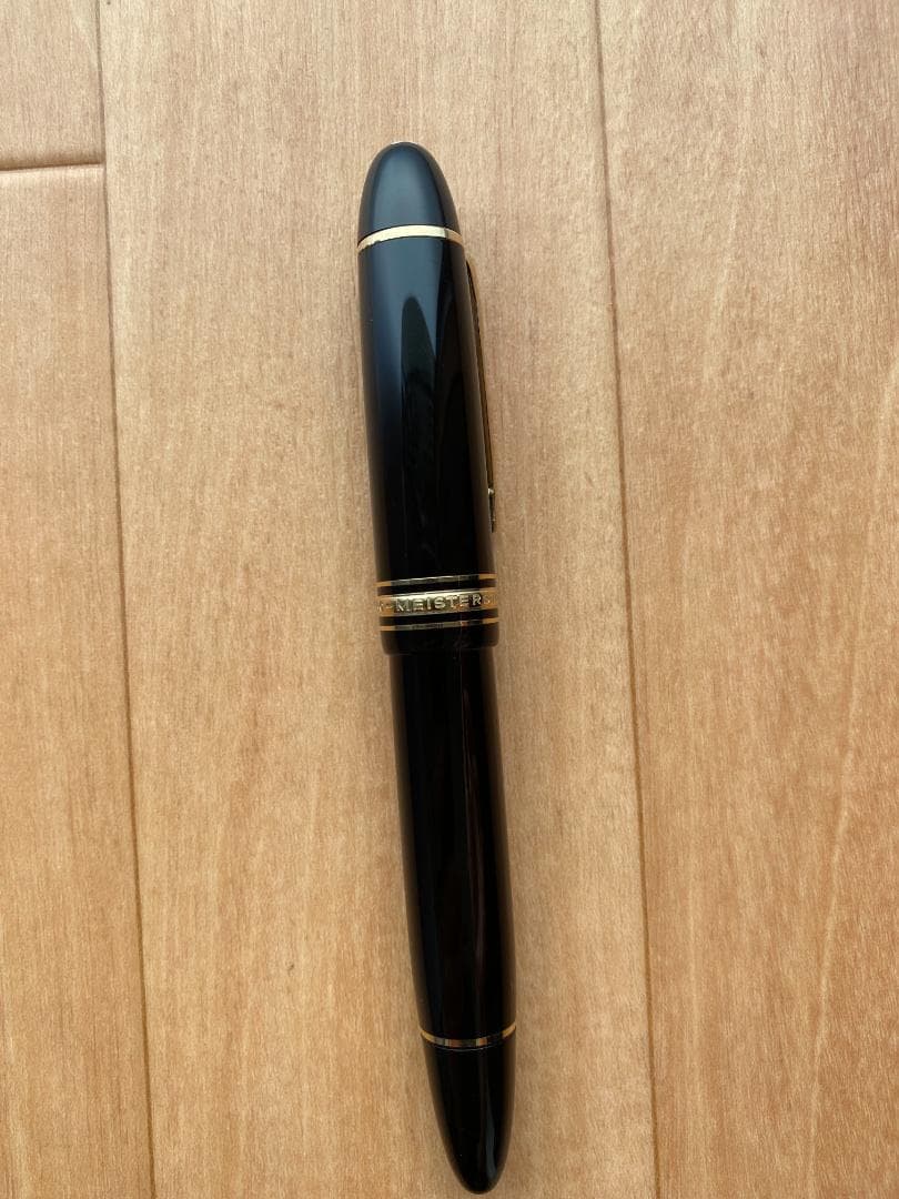 モンブラン　149 万年筆　エボナイト　マイスターシュテュック14k 中字　欠け