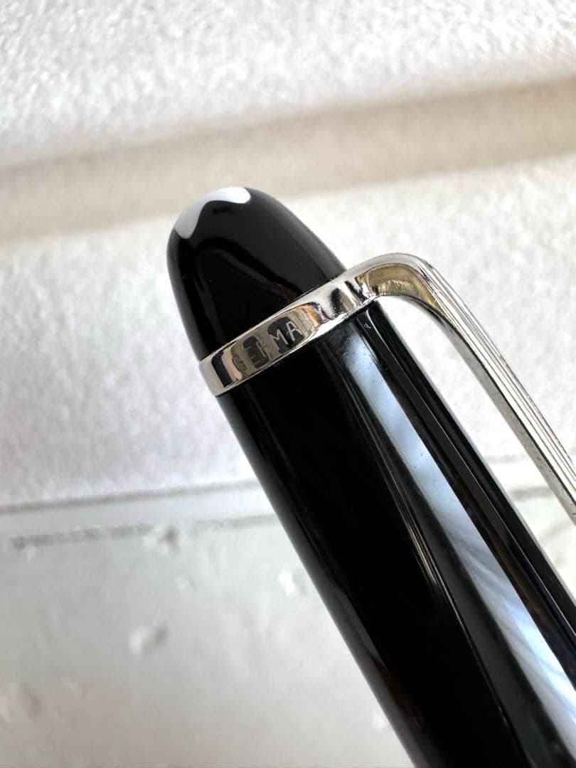 Montblanc ボールペン ブラック