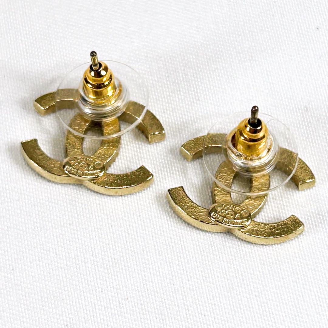 シャネル　CHANEL ラインストーン　ココマーク　ミニピアス　ゴールド金具