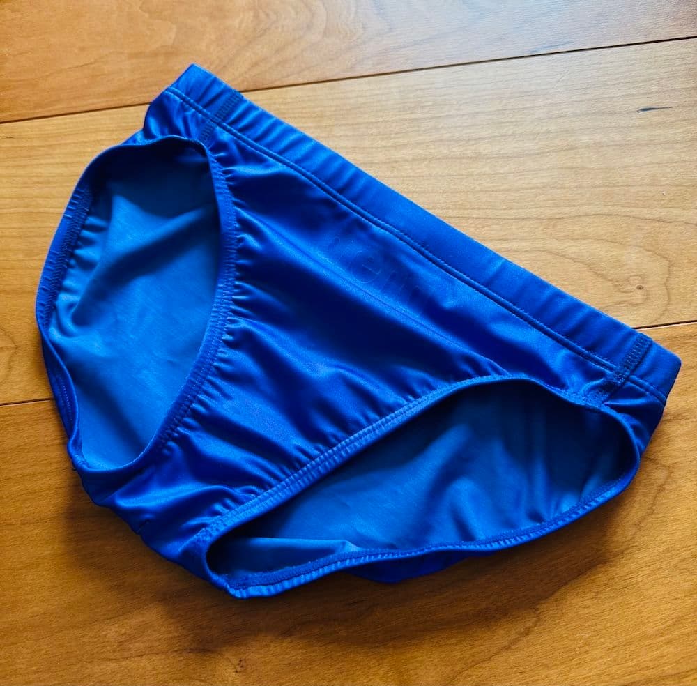 【美品】arena シン・レボリューション　NUX　ブルー　超光沢　競パン M