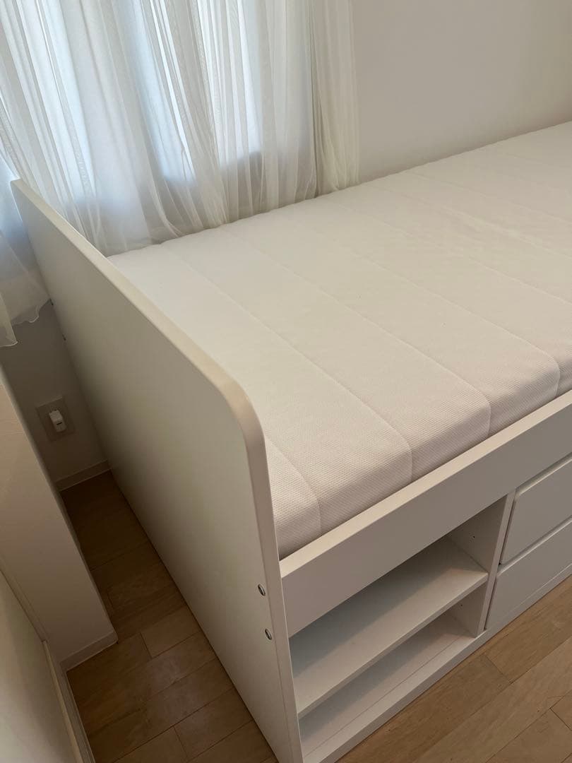 【美品】IKEA 人気のSLÄKT（スレクト）シングルベッド 収納付き ホワイト