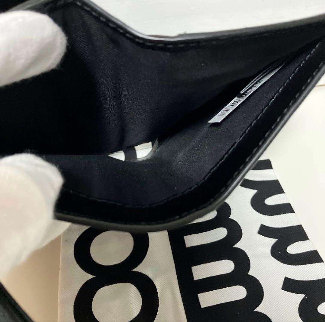 MARC JACOBS マークジェイコブス　二つ折り財布