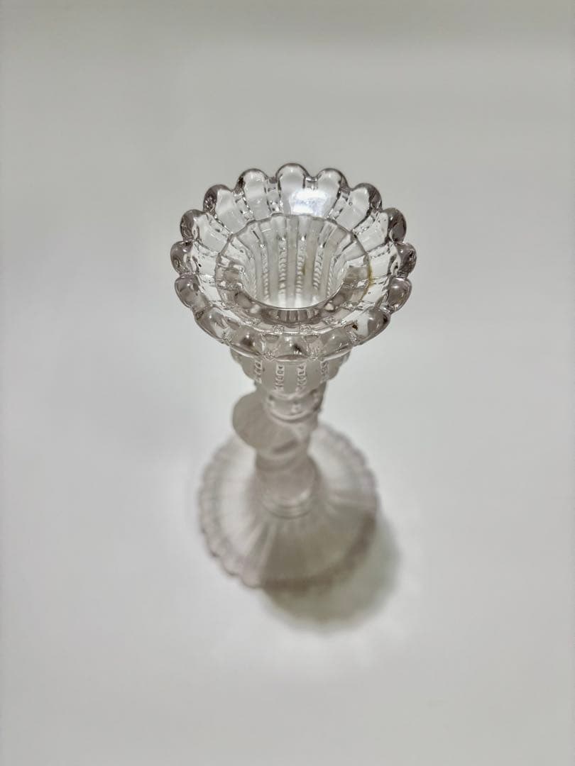 オールド・バカラ 子供フロストキャンドルスタンド 置物　オブジェ