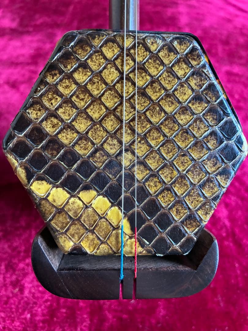 格安二胡★最上級・明清旧料・老紅木★錦蛇皮★蘇州科韻・李玉貴製作★十年保証