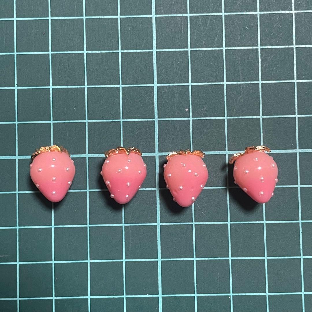 ✯NaluっP✯様　いちごチャーム専用