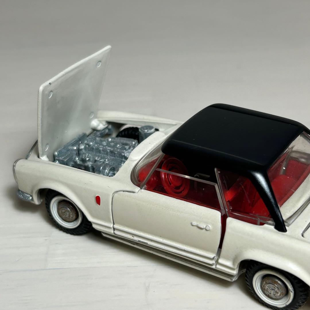 ミニカー Tekno Mercedes-Benz 230 SL