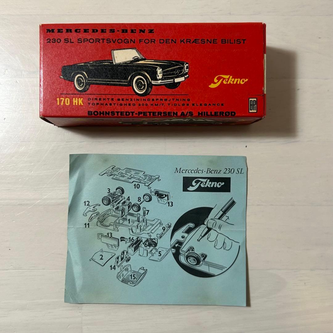 ミニカー Tekno Mercedes-Benz 230 SL