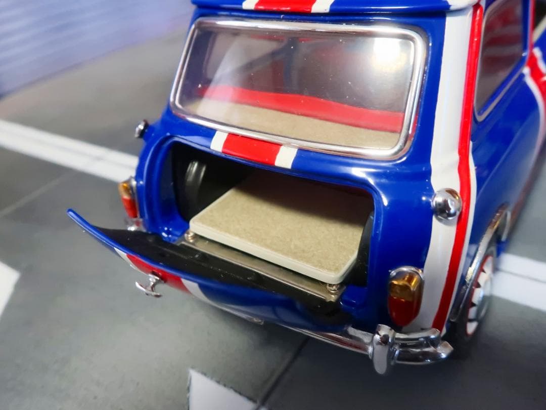 フランクリンミント ユニオンジャックミニ 1/24 ダイキャストメタルカー