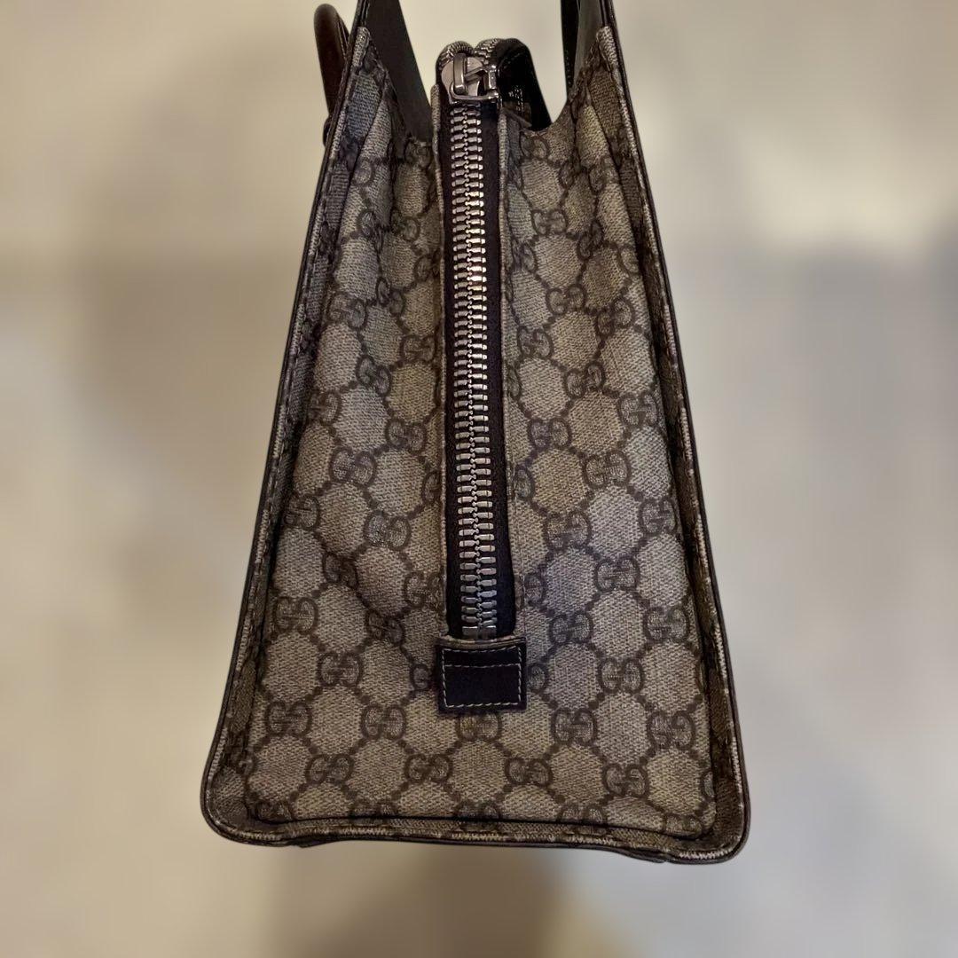 美品　グッチ　Gucci GGパターン ビジネスバッグ　ノートパソコン収納