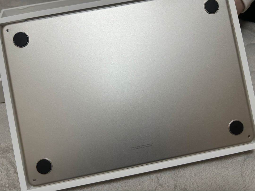 MacBook Air M3 13インチ スターライト 16GB/256GB