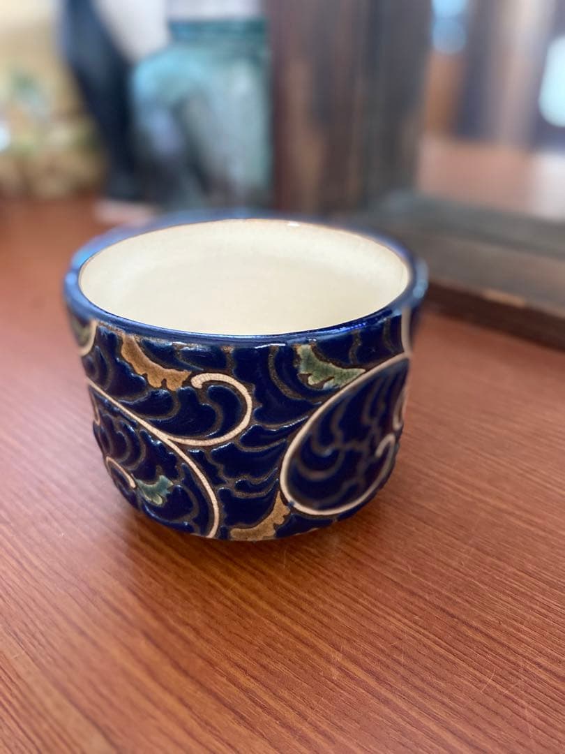 古清水　黒地　瑠璃　白緑黄釉茶碗 江戸初期　希少　骨董　レア