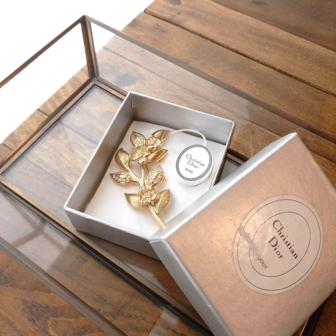 箱付き希少美品　Dior ヴィンテージ　フラワーブローチ　ゴールドラインストーン