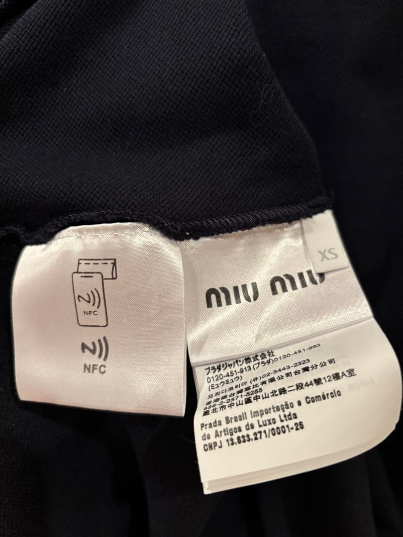 MIUMIU ミュウミュウ　ポロシャツ