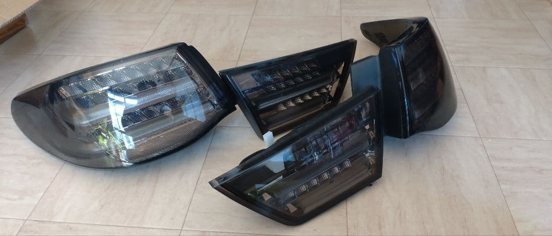 マークX 130前期 LEDスモークテールレンズ