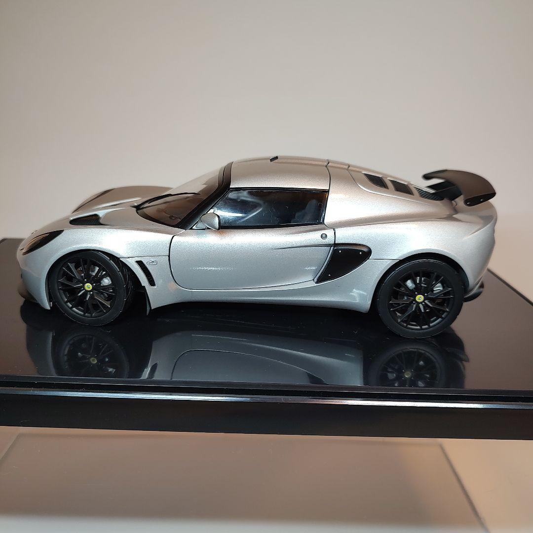 オートアート ロータス エキシージ 1/18 スケール シルバー