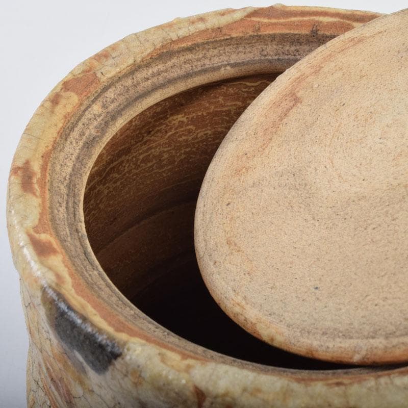 茶道具　秋坂窯　八代　加藤宇助作　伊賀釉　水指　共箱　N　9131