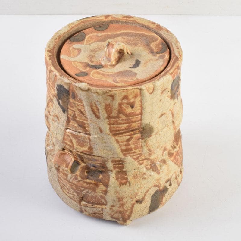 茶道具　秋坂窯　八代　加藤宇助作　伊賀釉　水指　共箱　N　9131